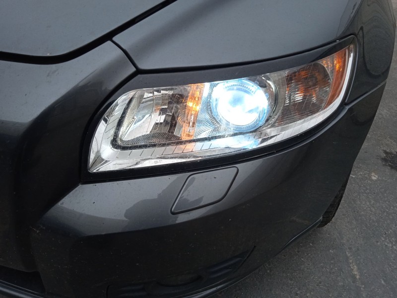 volvo v50 (545) del año 2009