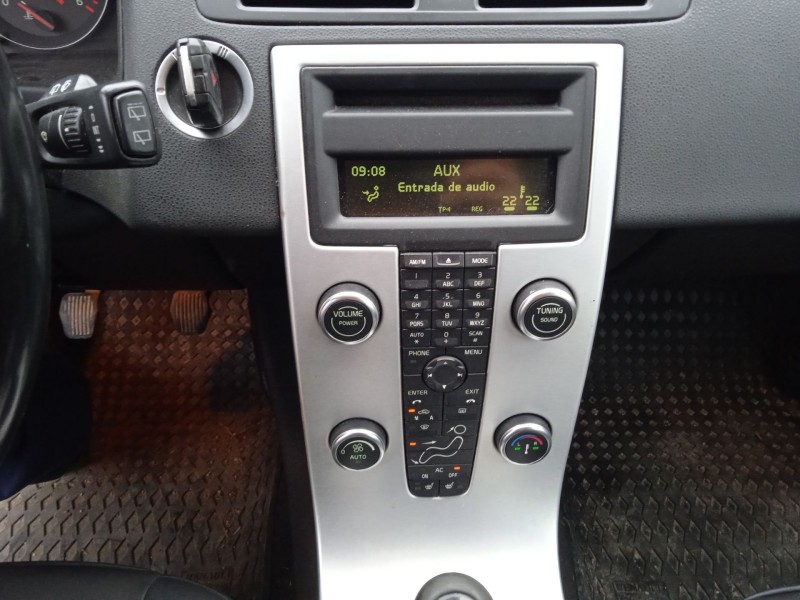 volvo v50 (545) del año 2009