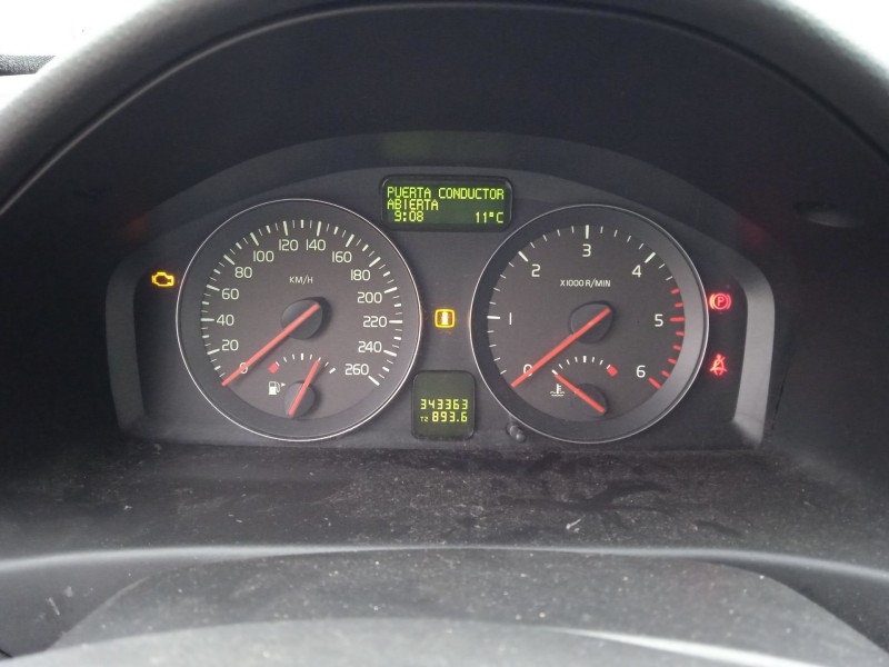 volvo v50 (545) del año 2009