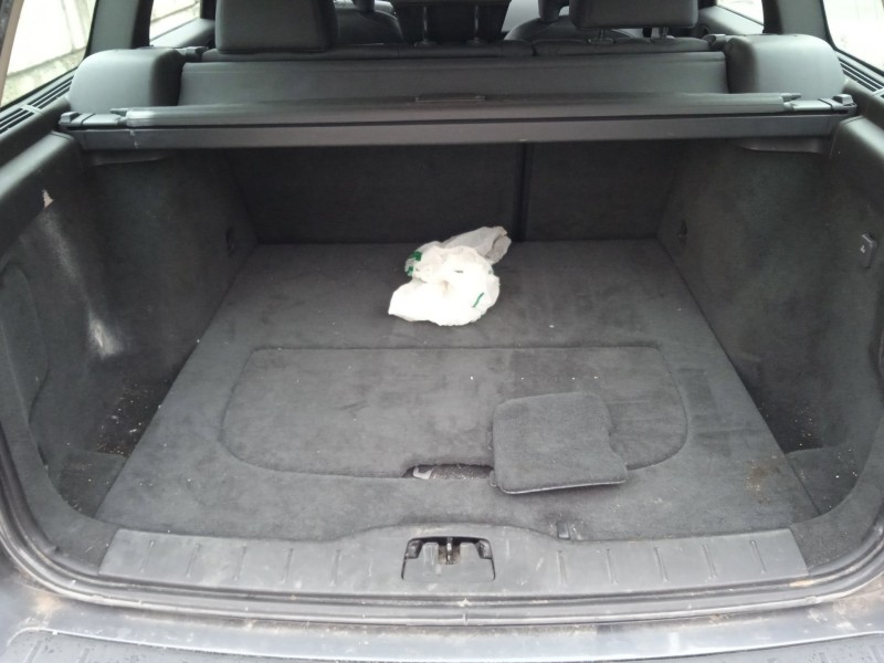 volvo v50 (545) del año 2009