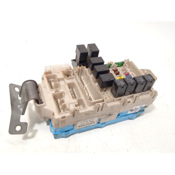 Recambio de caja reles / fusibles para mitsubishi grandis (na_w) 2.0 di-d (na8w) referencia OEM IAM MR587655  