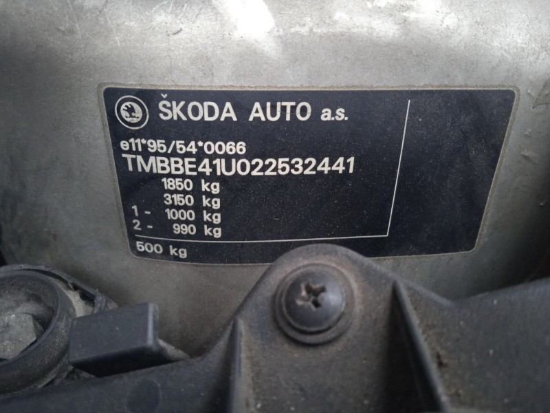 skoda octavia i (1u2) del año 2001