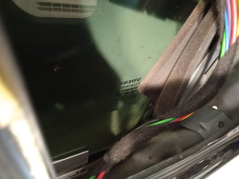 Recambio de puerta delantera derecha para volvo xc90 i (275) d5 awd referencia OEM IAM 31385357  