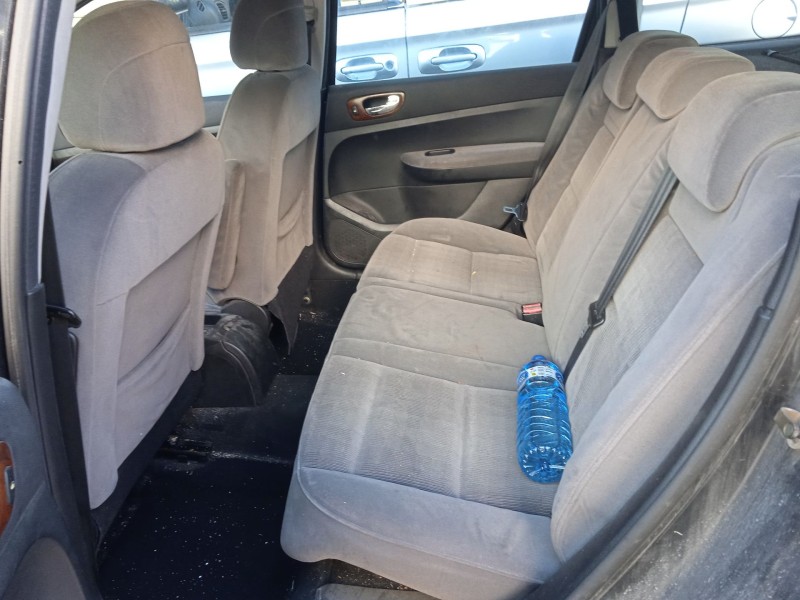 peugeot 307 break (3e) del año 2004