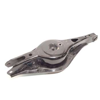 BRAZO SUSPENSION INFERIOR TRASERO DERECHO 8888773042 32221168