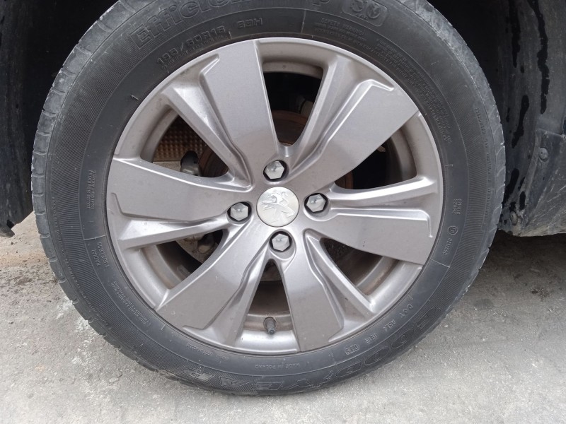 peugeot 2008 i (cu_) del año 2018