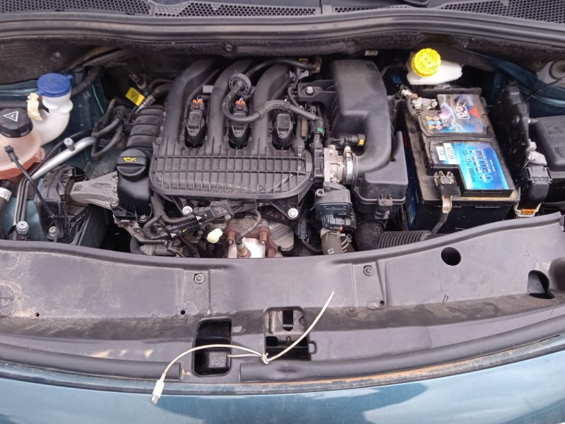 peugeot 2008 i (cu_) del año 2018