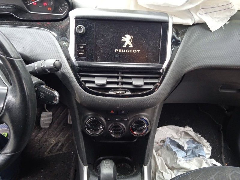 peugeot 2008 i (cu_) del año 2018