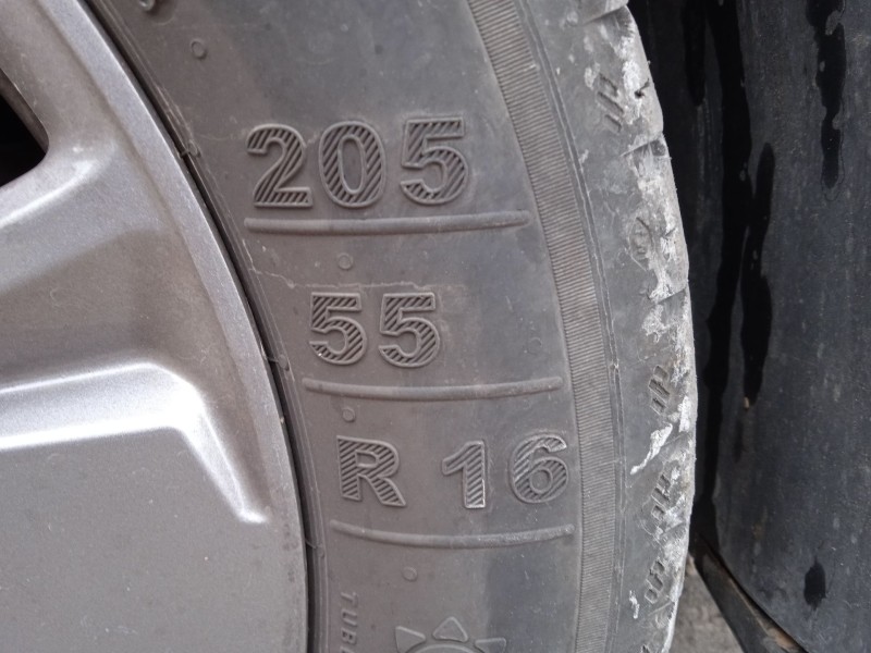 peugeot 2008 i (cu_) del año 2018