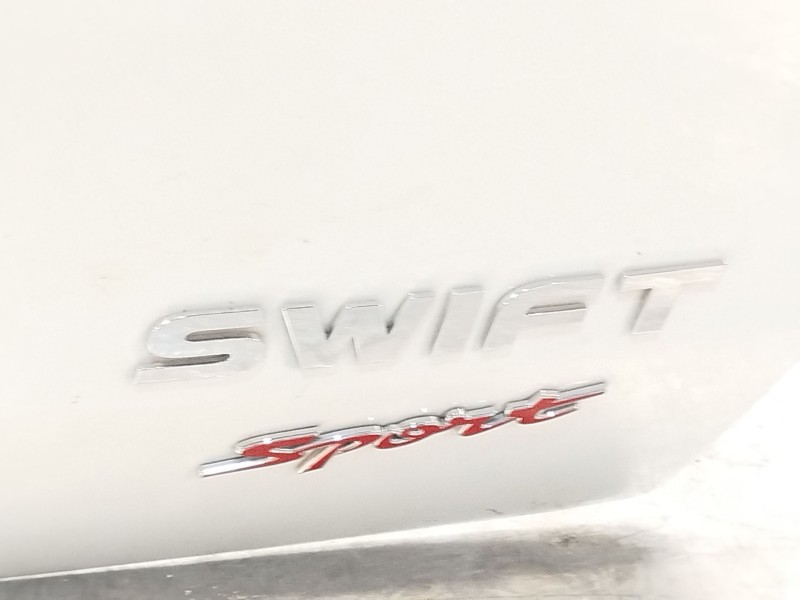 Recambio de porton trasero para suzuki swift berlina (mz) 1.6 16v cat referencia OEM IAM 6910063J33  