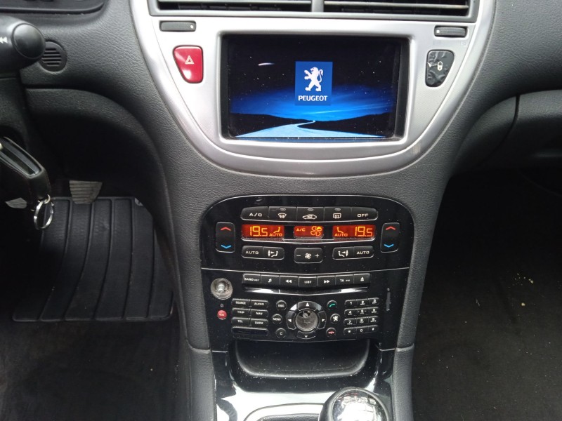 peugeot 607 (9d, 9u) del año 2010