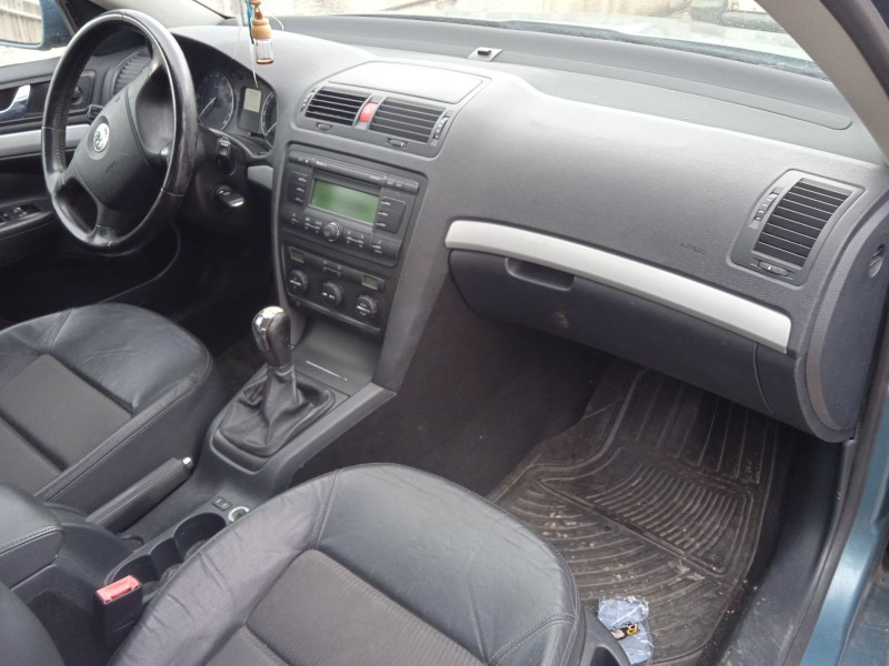skoda octavia ii combi (1z5) del año 2006