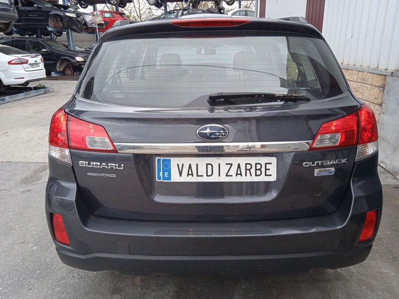 subaru legacy v (bm) del año 2010