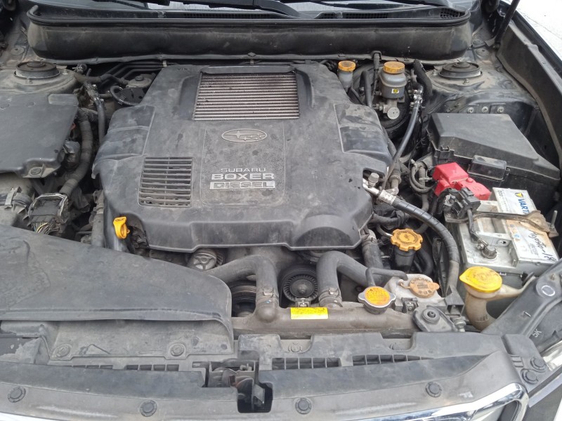 subaru legacy v (bm) del año 2010