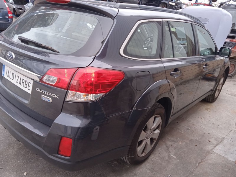 subaru legacy v (bm) del año 2010