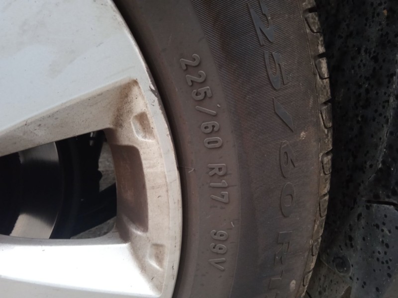 subaru legacy v (bm) del año 2010