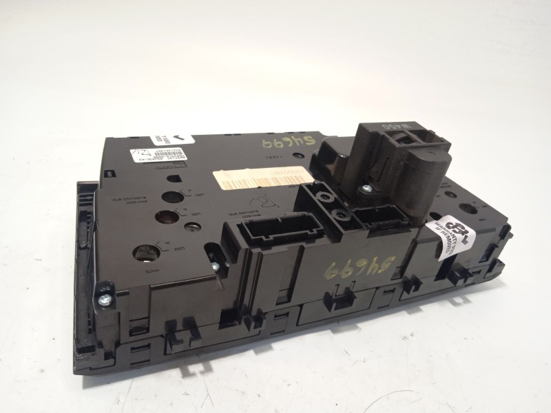 Recambio de mando climatizador para volvo xc90 i (275) d5 awd referencia OEM IAM 8697137  