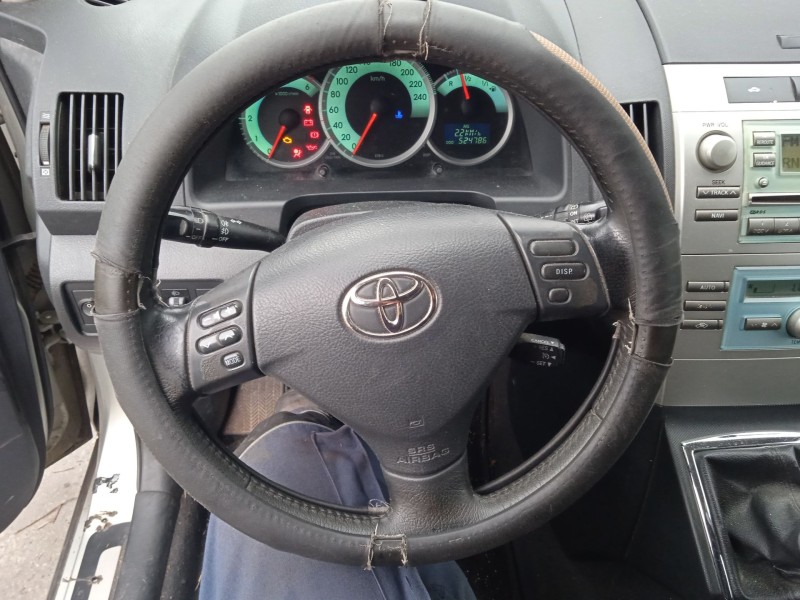 toyota corolla verso (zer_, zze12_, r1_) del año 2005