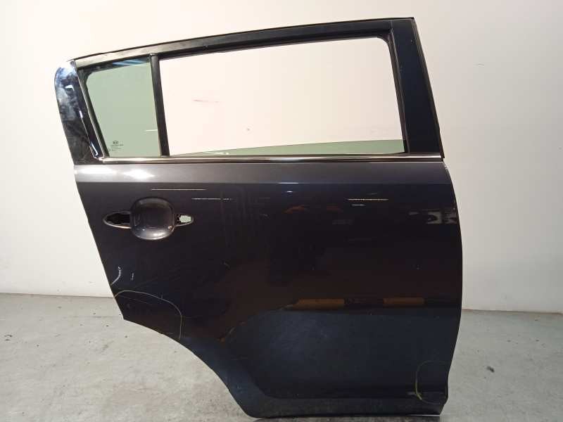 PUERTA TRASERA DERECHA 770043W000 