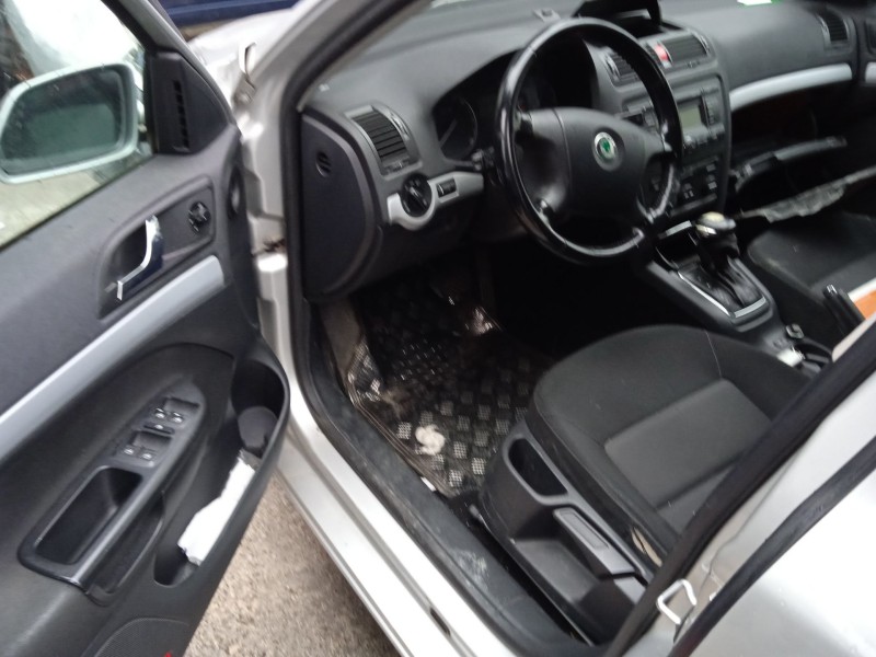 skoda octavia ii (1z3) del año 2007