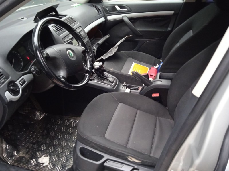 skoda octavia ii (1z3) del año 2007