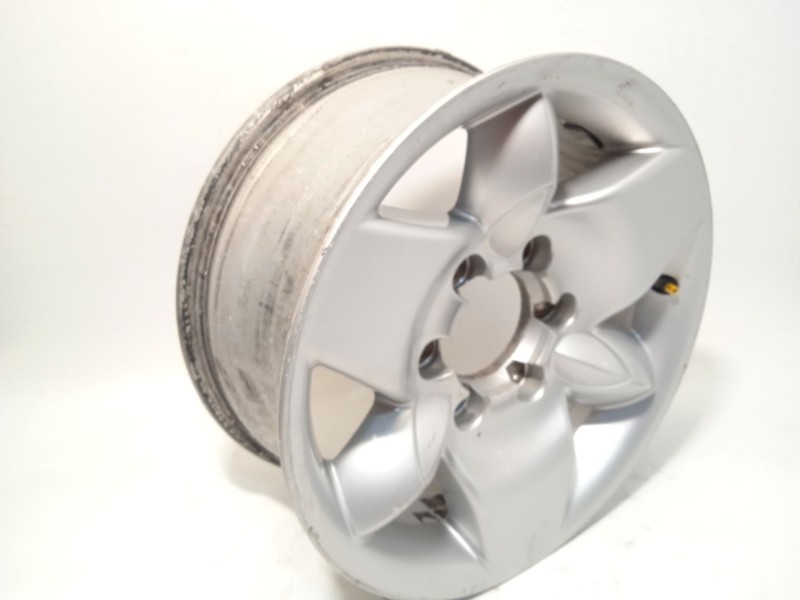 Recambio de llanta para nissan terrano ii (r20) 3.0 di 4wd referencia OEM IAM 2X800 403002X800 