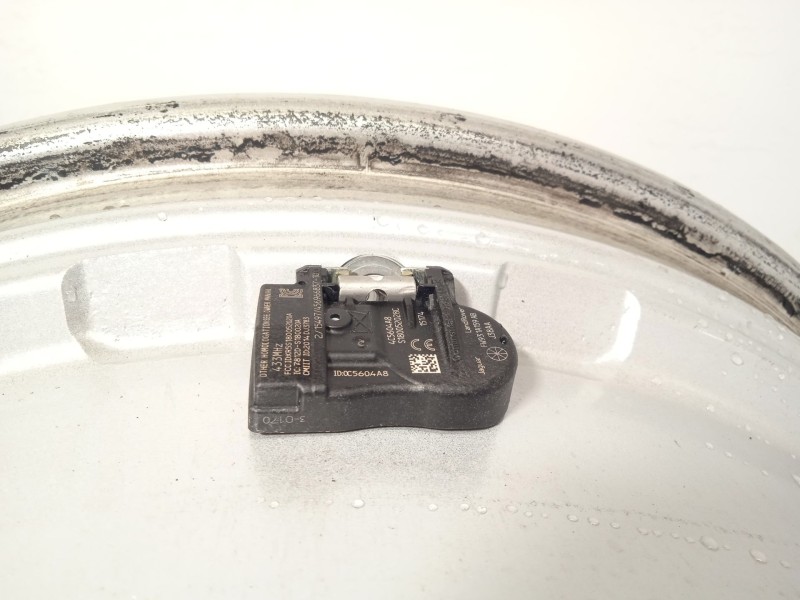 Recambio de llanta para land rover range rover iii (l322) 4.4 4x4 referencia OEM IAM DK621007DB  