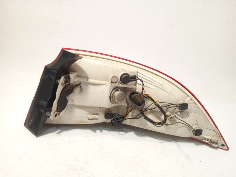 Recambio de piloto trasero izquierdo para skoda suberb (3t4) ambition referencia OEM IAM 3T5945095  