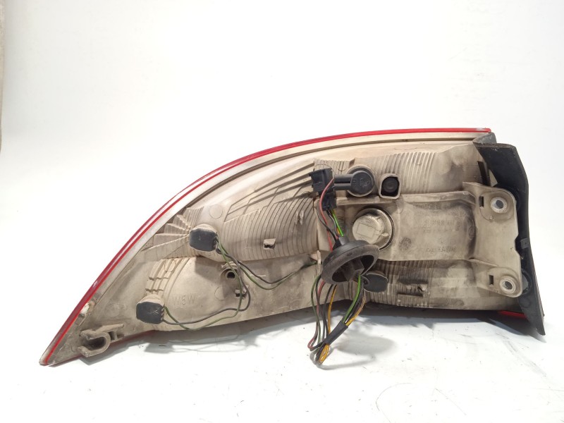 Recambio de piloto trasero derecho para skoda suberb (3t4) ambition referencia OEM IAM 3T5945096  