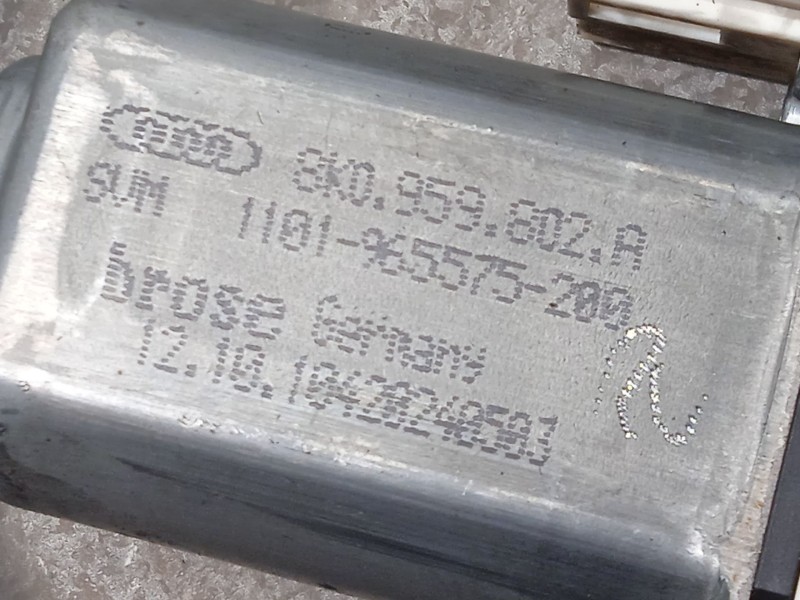 Recambio de elevalunas delantero derecho para skoda suberb (3t4) ambition referencia OEM IAM 3T0837402B 8K0959802A 