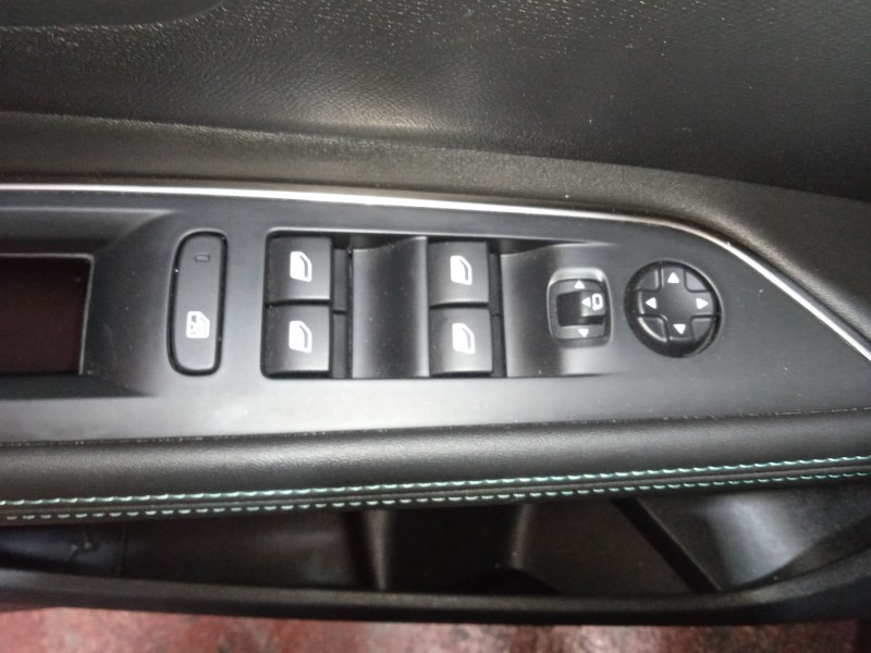 peugeot 5008 ii (mc_, mj_, mr_, m4_) del año 2022