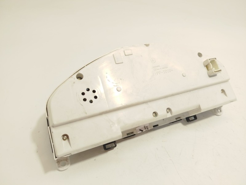 Recambio de cuadro instrumentos para volvo xc70 ii (136) d5 awd referencia OEM IAM 31254535AA  