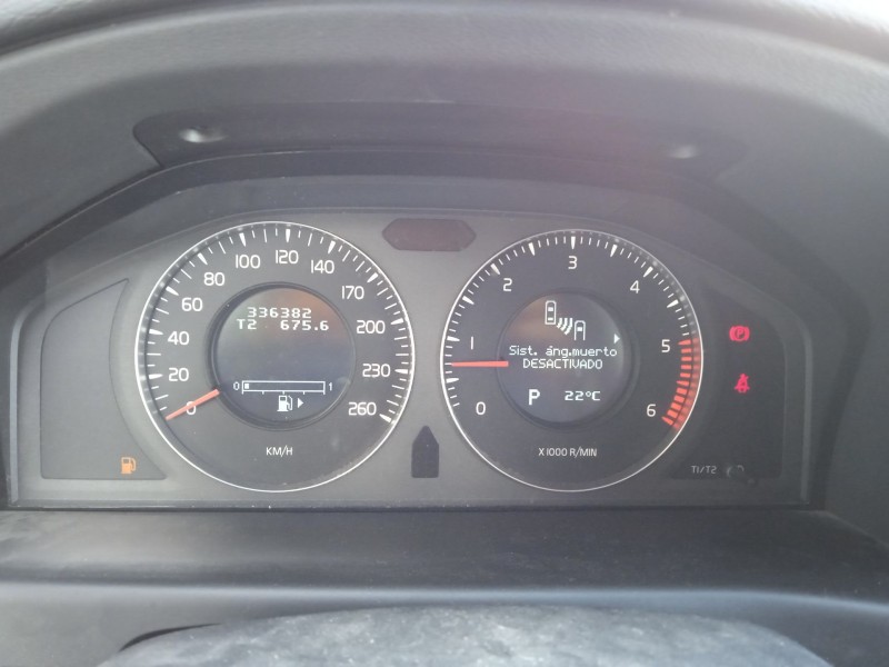 Recambio de cuadro instrumentos para volvo xc70 ii (136) d5 awd referencia OEM IAM 31254535AA  