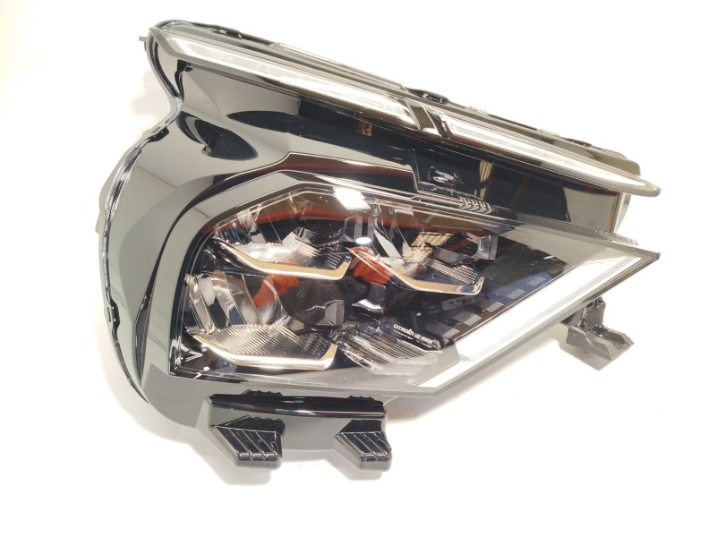 Recambio de faro derecho para citroën c4 iii 1.2 referencia OEM IAM 9830649280  73374698