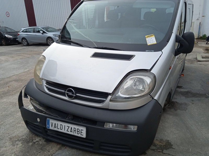 opel vivaro a autobús (x83) del año 2006