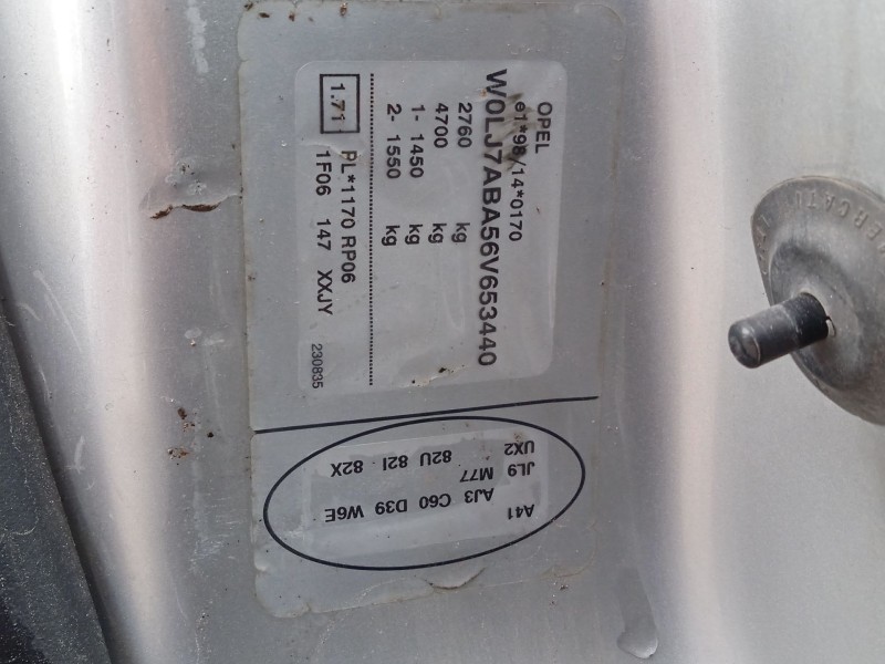 opel vivaro a autobús (x83) del año 2006