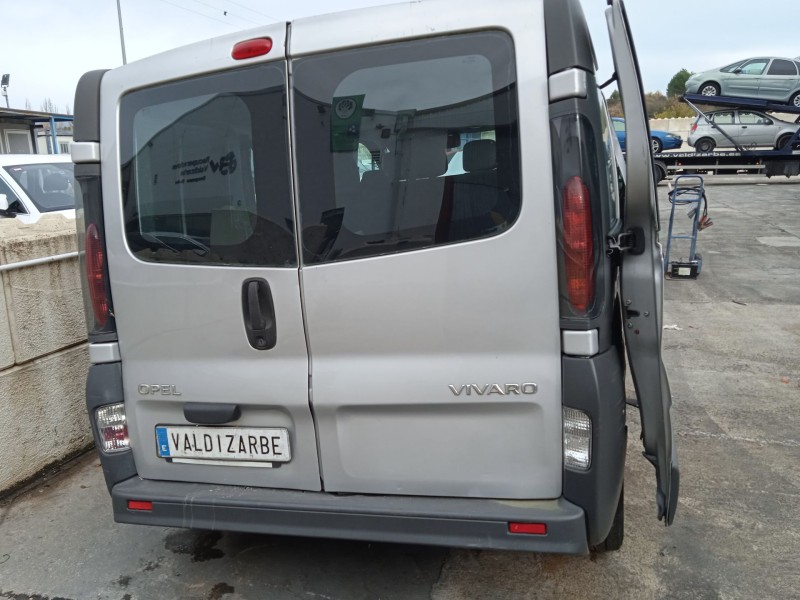 opel vivaro a autobús (x83) del año 2006