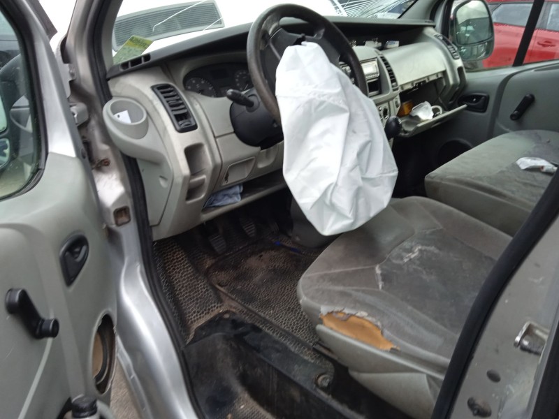 opel vivaro a autobús (x83) del año 2006