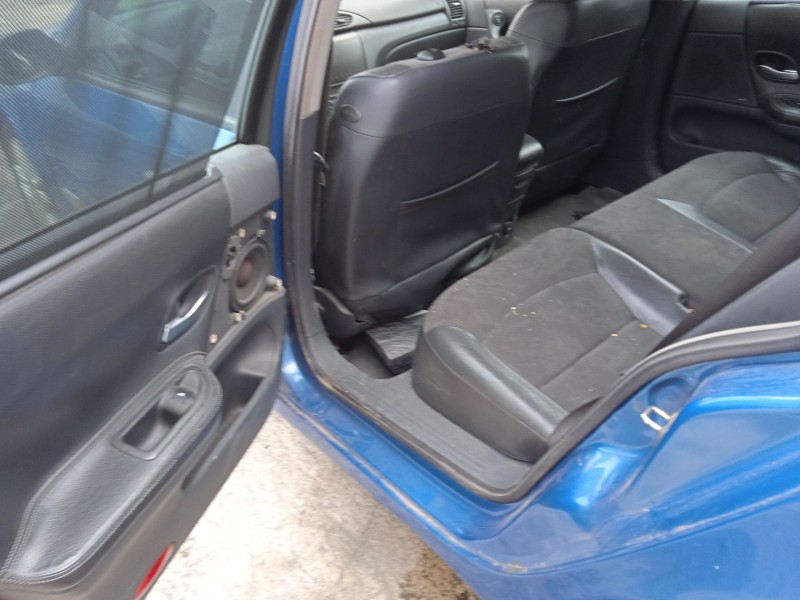 renault laguna ii grandtour (kg0/1_) del año 2004