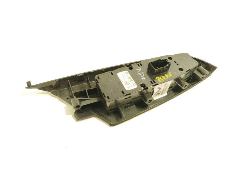 Recambio de mando elevalunas delantero izquierdo para bmw x3 (f25) xdrive 20 d referencia OEM IAM 9208111 61319208111 