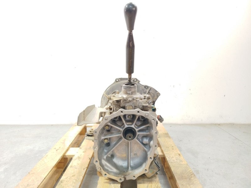 Recambio de caja cambios para nissan patrol gr v wagon (y61) 3.0 dti referencia OEM IAM 32010VB401  