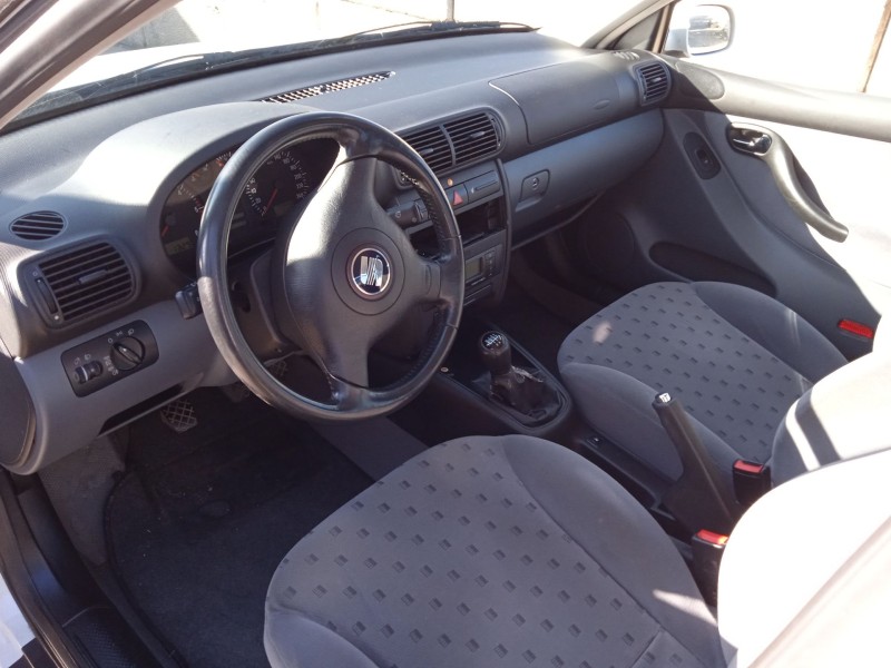 seat toledo ii (1m2) del año 1999