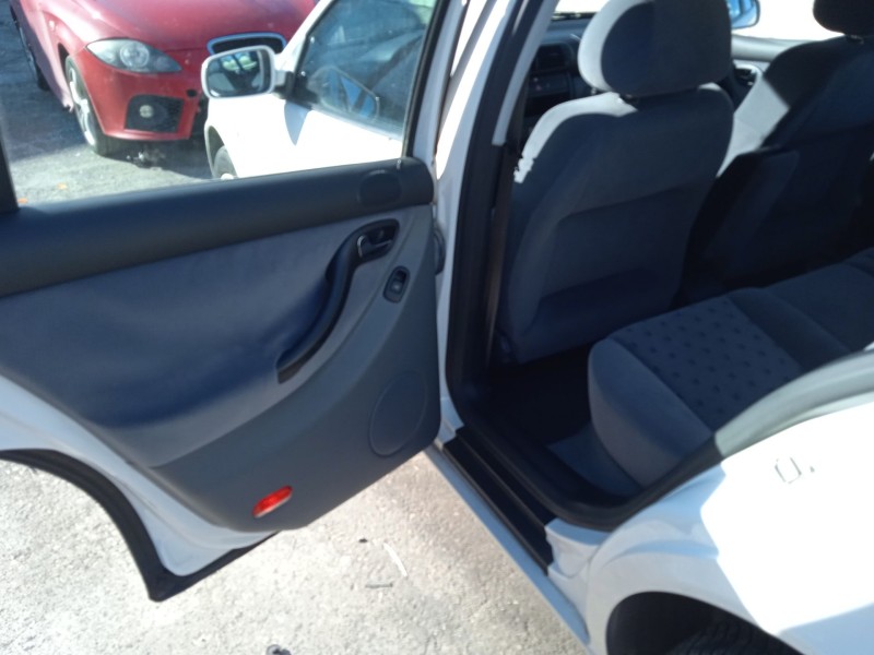 seat toledo ii (1m2) del año 1999