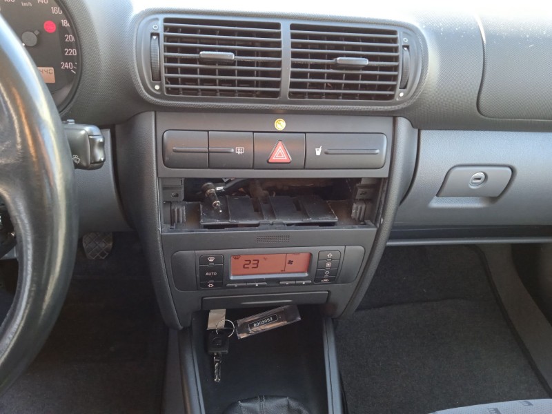 seat toledo ii (1m2) del año 1999