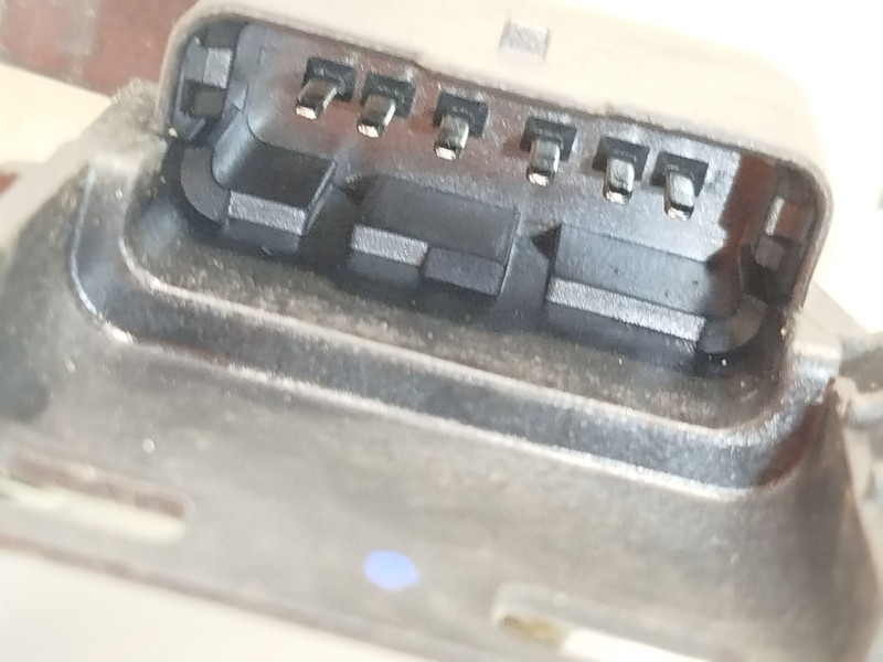 Recambio de cerradura puerta delantera izquierda para peugeot partner tepee 1.6 hdi 16v referencia OEM IAM 828406  