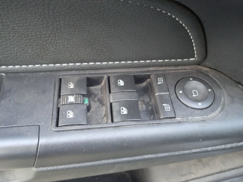 opel astra h station wagon (a04) del año 2009