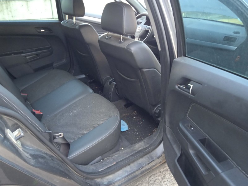 opel astra h station wagon (a04) del año 2009