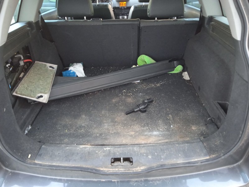 opel astra h station wagon (a04) del año 2009