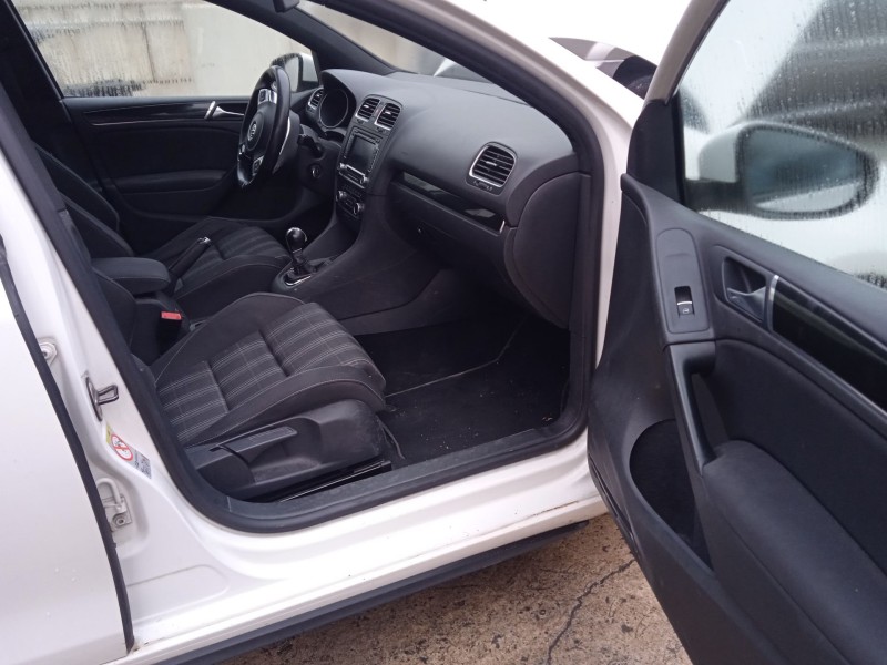 volkswagen golf vi (5k1) del año 2009