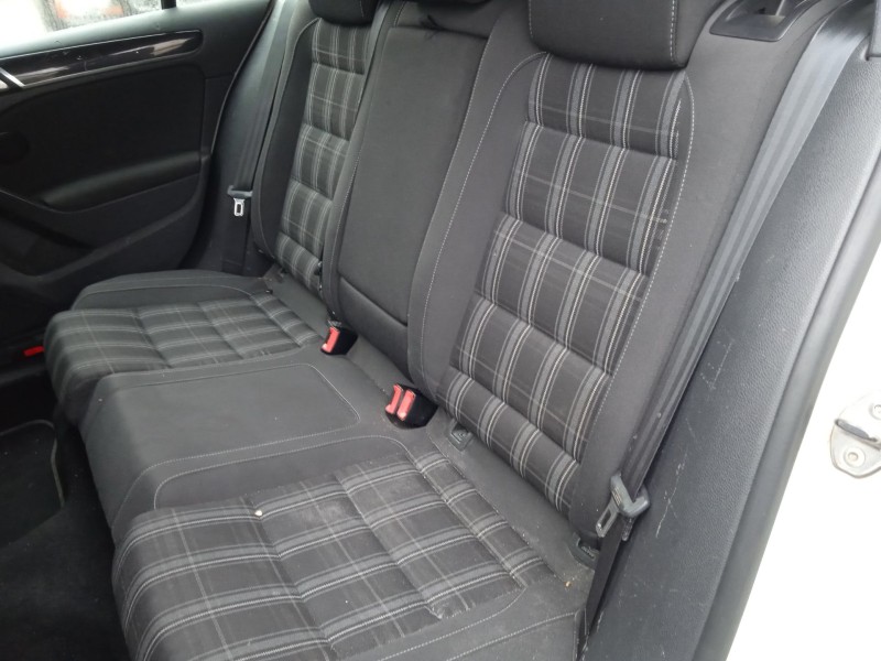 volkswagen golf vi (5k1) del año 2009